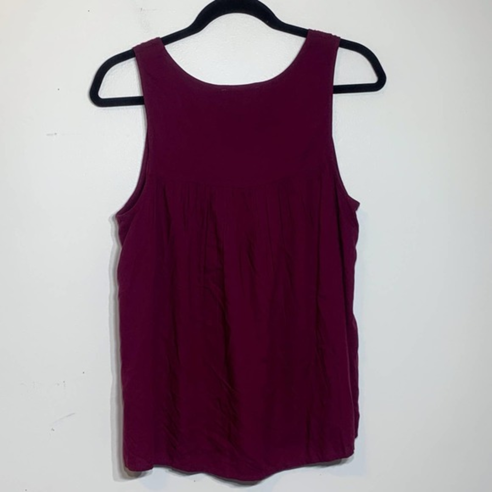 NWOT G.H. Bass Burgundy Embroidered Lace Embellished Sleeveless Blouse